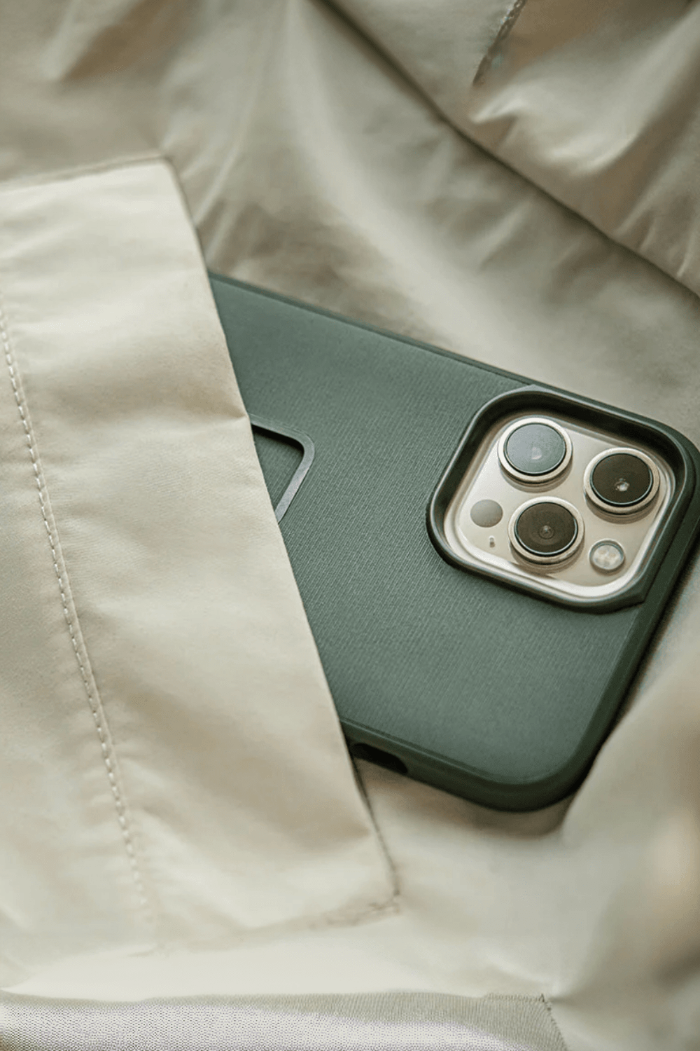 Peakdesign-Iphone 14 Fabric Case Sage / M-MC-AX-SG-1-Telefon Kılıfı-2-milagron.live