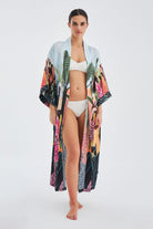 Peraluna-Kauri̇ Tropik Desenli Bilek Hizası Saten Kadın Kimono-Kimono-2-milagron.live