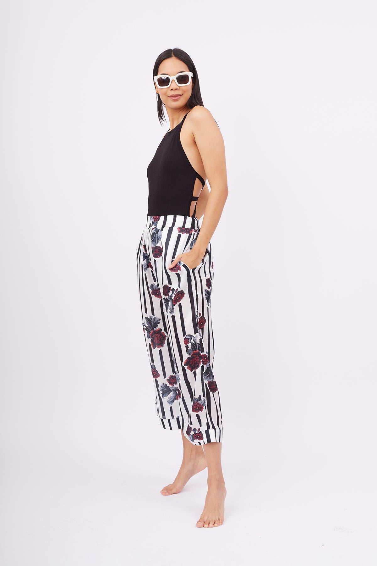 Peraluna-Stripe Garden Trouser Çizgili Güllü Baskılı Saten Kadın Pantolon-Pantolon-6-milagron.live
