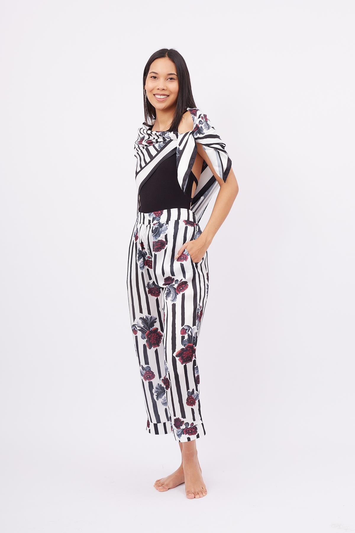 Peraluna-Stripe Garden Trouser Çizgili Güllü Baskılı Saten Kadın Pantolon-Pantolon-7-milagron.live