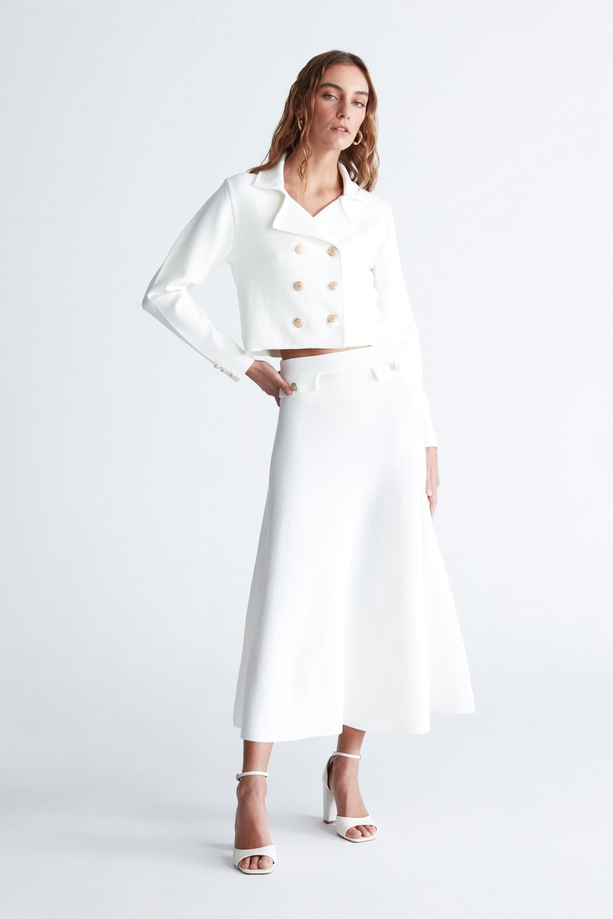 Styleboom X Peraluna Kathy Blazer Çelik Örgü Crop Kruvaze Blazer Kadın Triko Ceket - Ekru