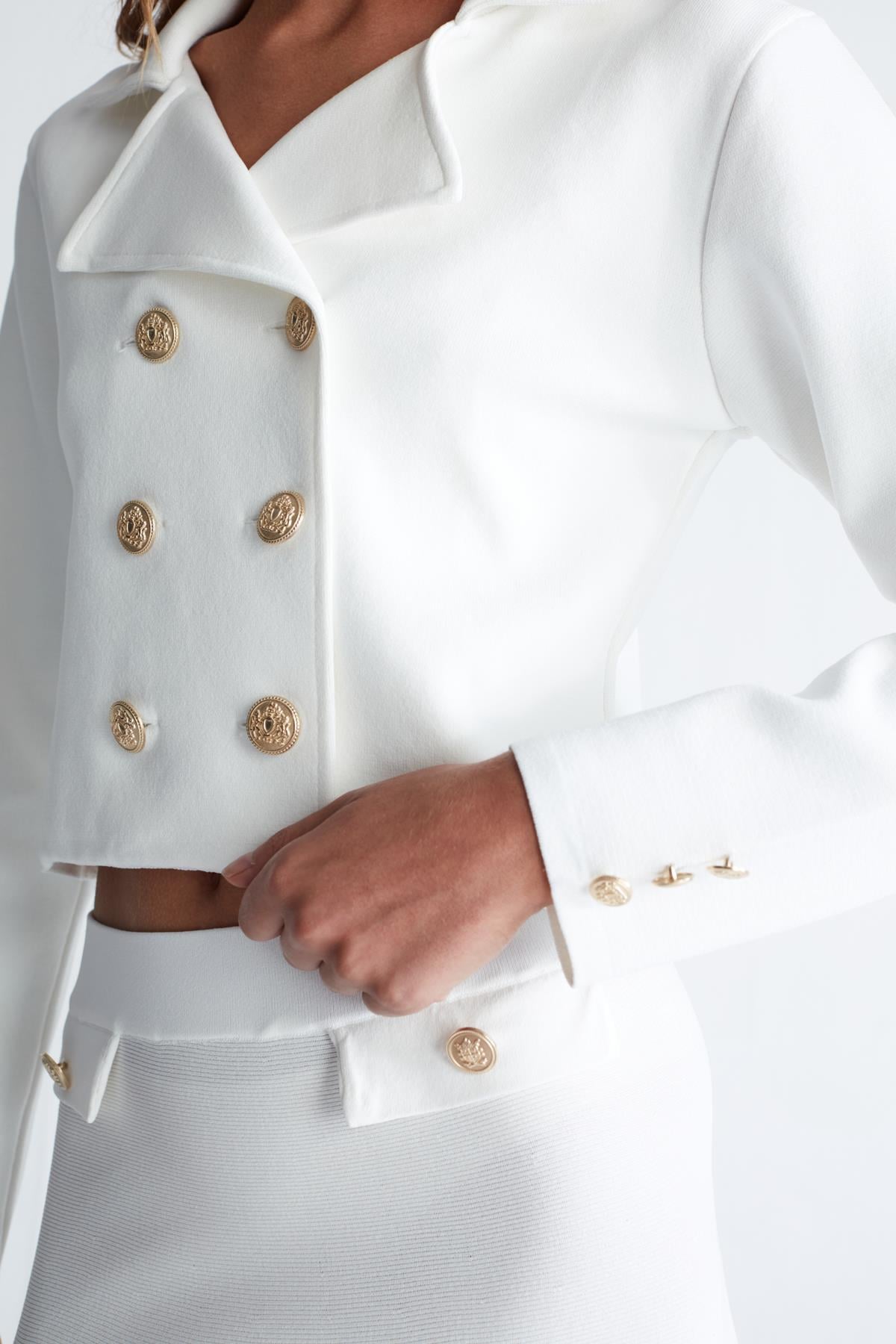 Styleboom X Peraluna Kathy Blazer Çelik Örgü Crop Kruvaze Blazer Kadın Triko Ceket - Ekru