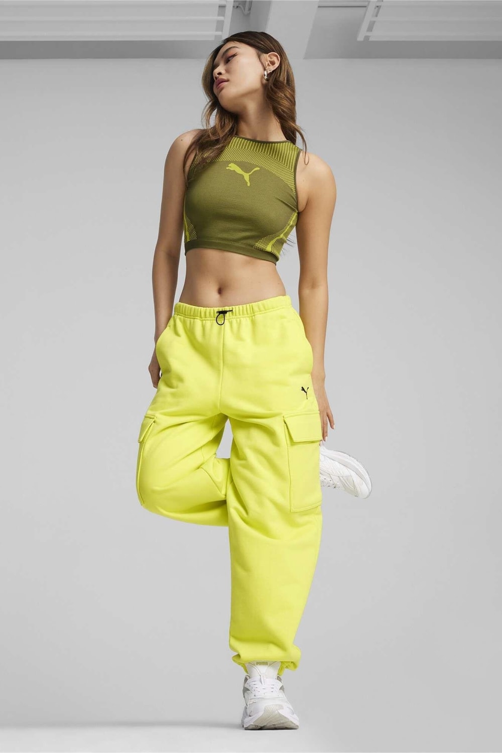 Puma-DARE TO Relaxed Sweatpants-Lime Sheen-Eşofman-1-milagron.live