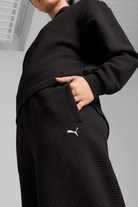 Puma-Q4 Studio Textured Hw Pant Puma Black-Eşofman-3-milagron.live