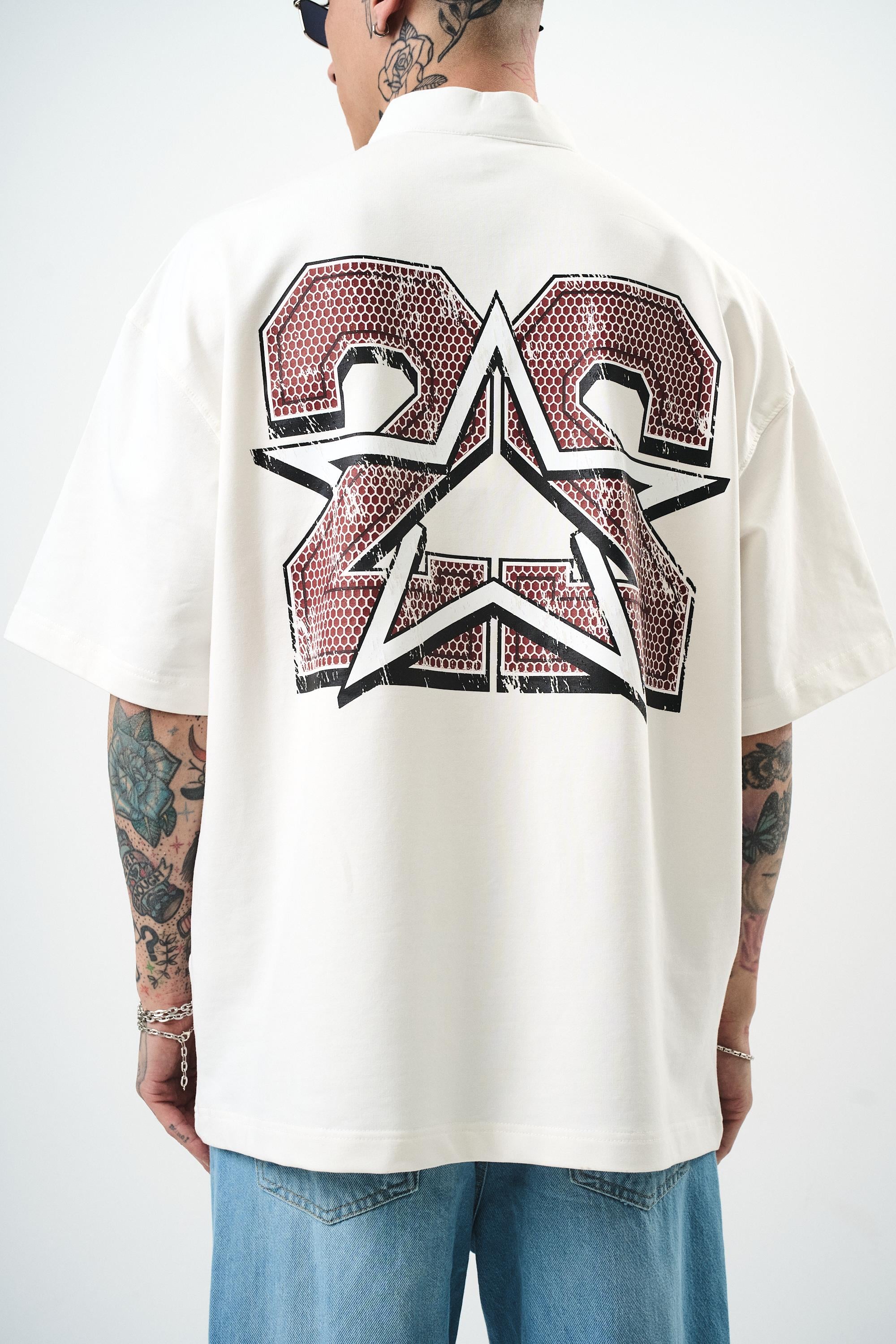 Erkek 22 Baskılı Yarım Fermuarlı Oversize T-Shirt Ekru