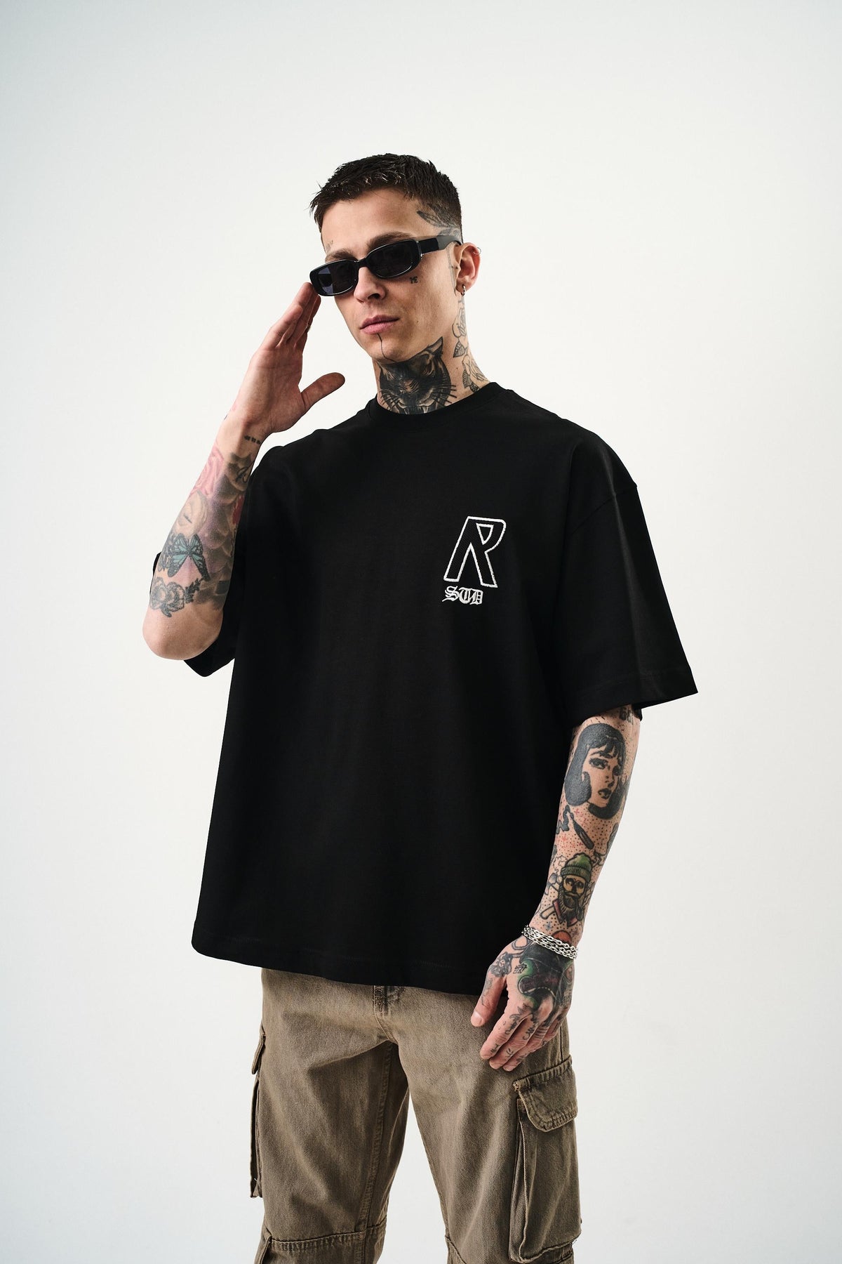 Erkek R Creative Nakışlı Oversize T-Shirt Siyah - 0