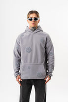 Erkek Süzene Nakış Detaylı Kapüşonlu Oversize Polar Hoodie Gri