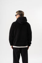 Erkek Süzene Nakış Detaylı Kapüşonlu Oversize Polar Hoodie Siyah