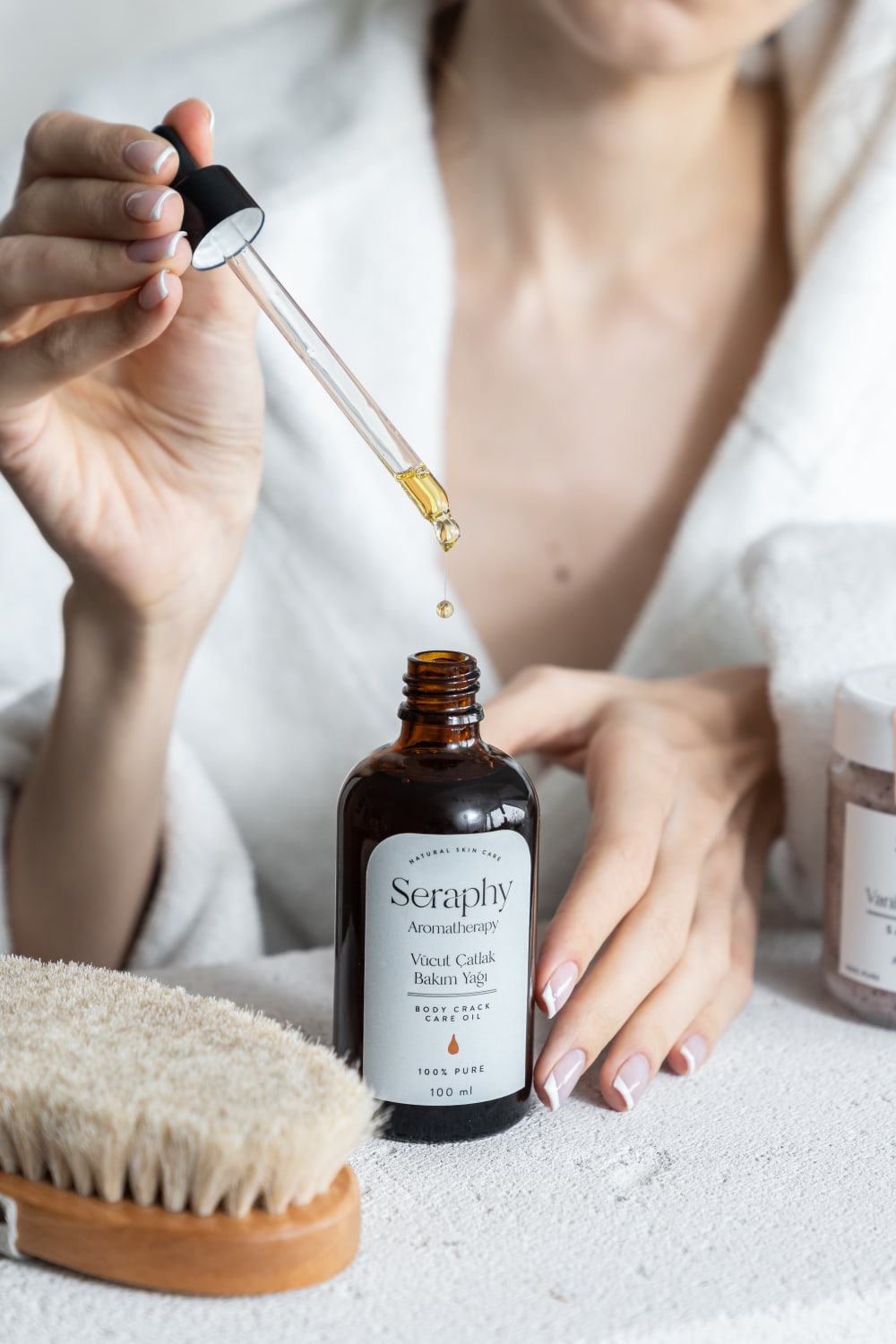 Seraphy Aromatherapy-Selülit- Çatlak Karşıtı-sıkılaştırıcı - Vücut Bakım Yağı - 100ml - % 100 Pure-Vücut Yağı-1-milagron.live
