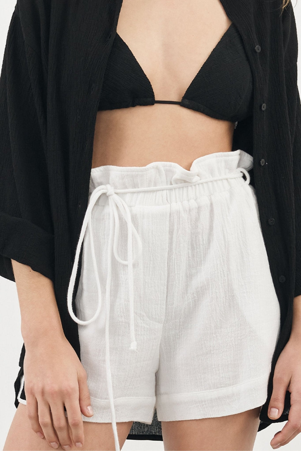 The Handloom-June Short White-Şort-2-milagron.live
