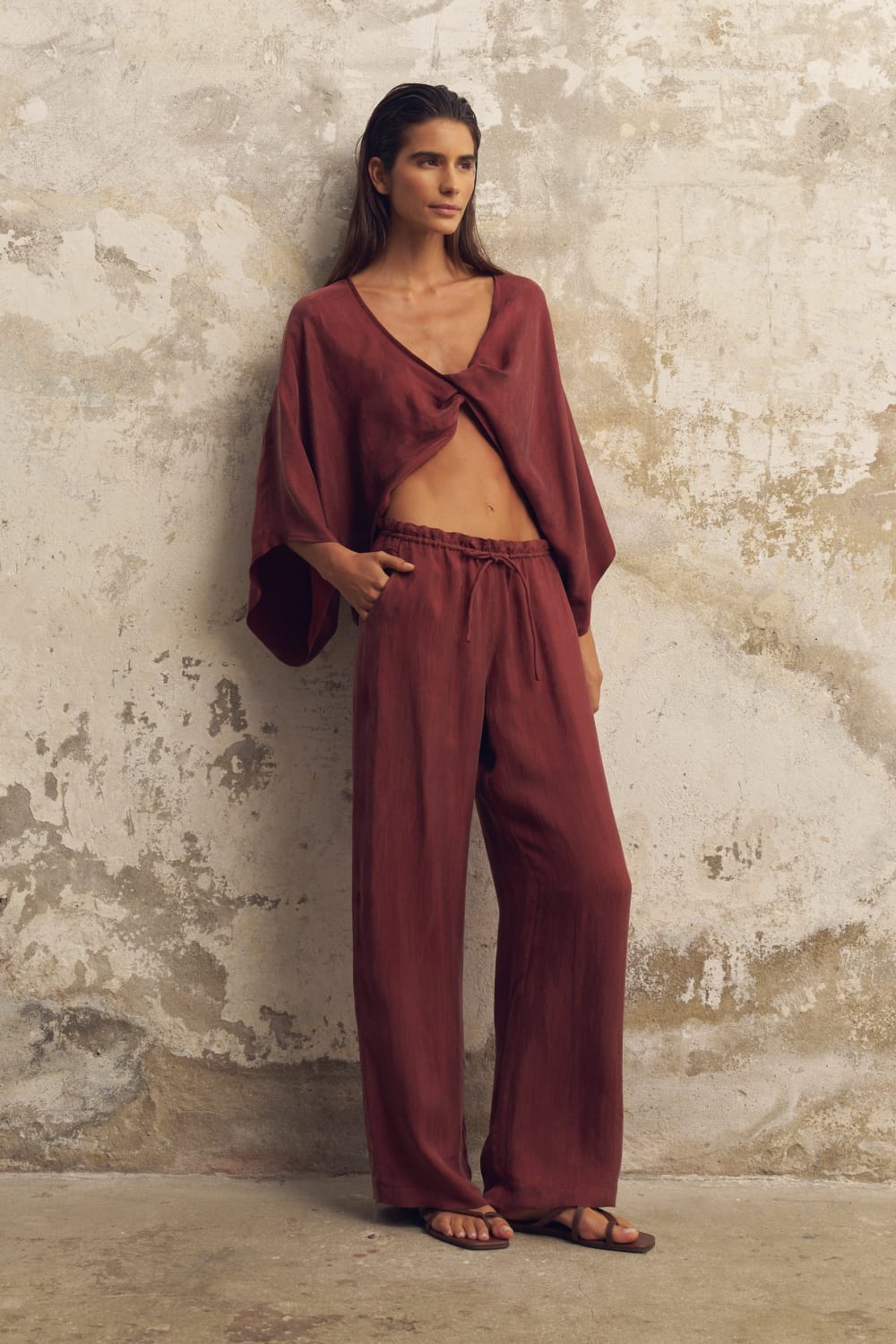 The Handloom-Lucid Flow Tie Pants Burgundy-Pantolon-2-milagron.live