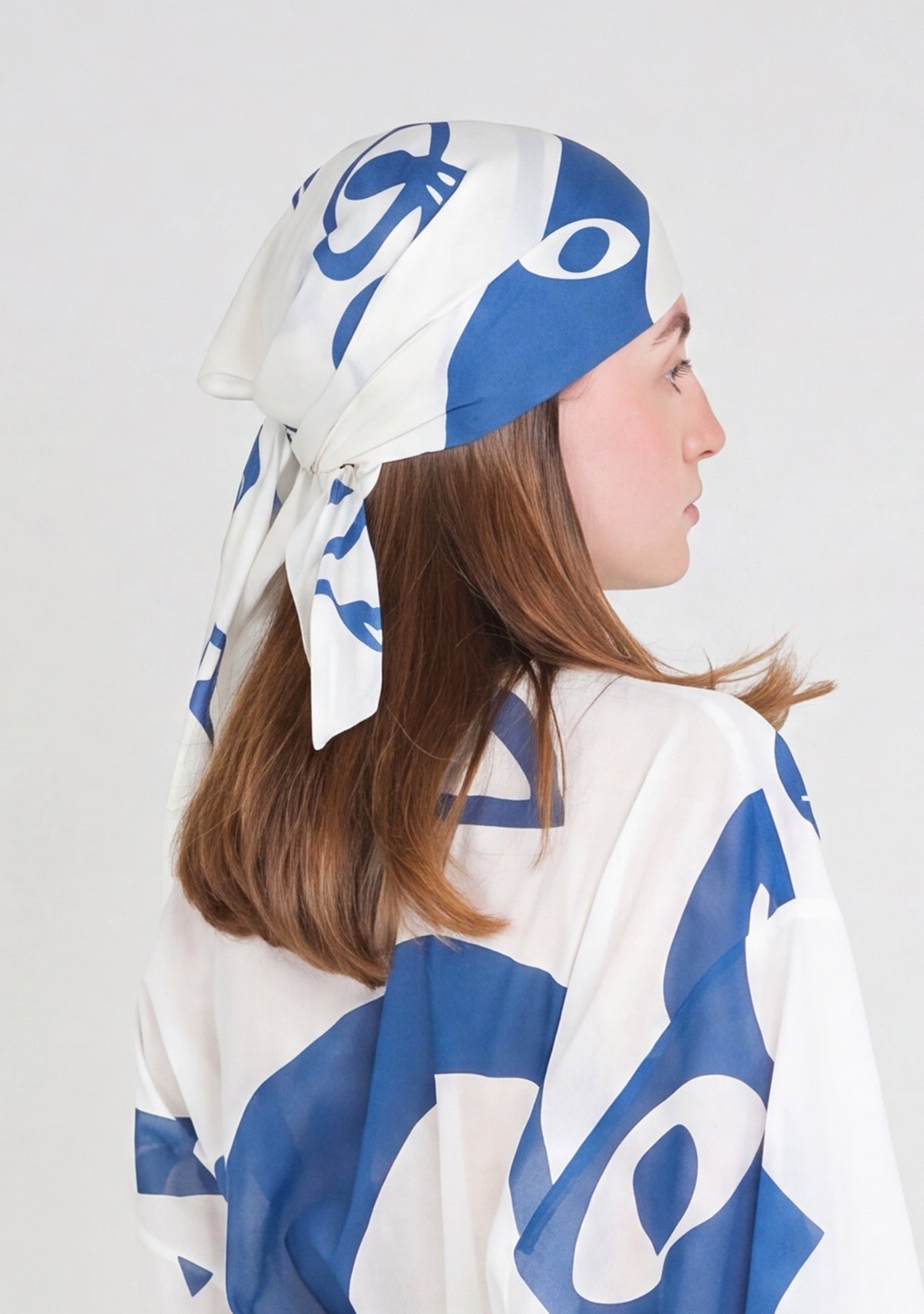 Chandra Light Silky Scarf