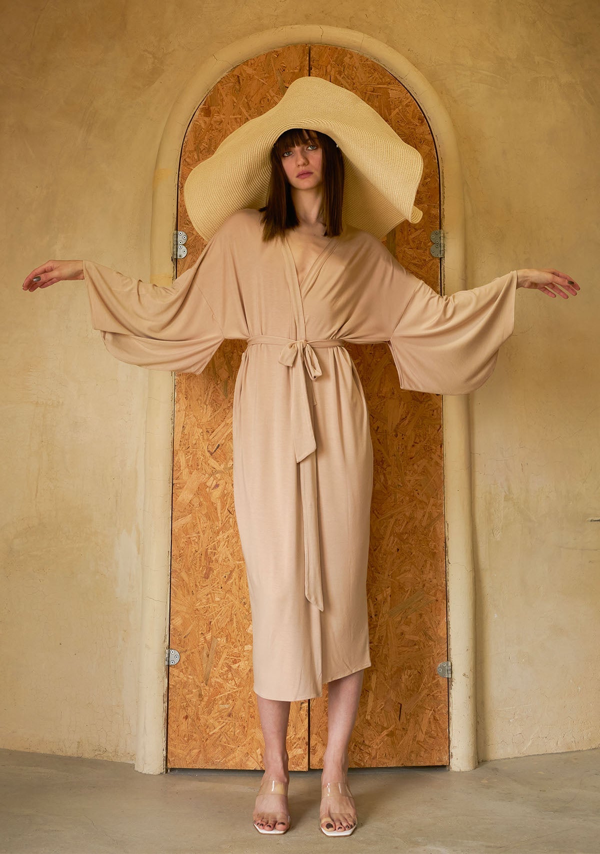 Tiny-Nude Kimono-Kimono-3-milagron.live