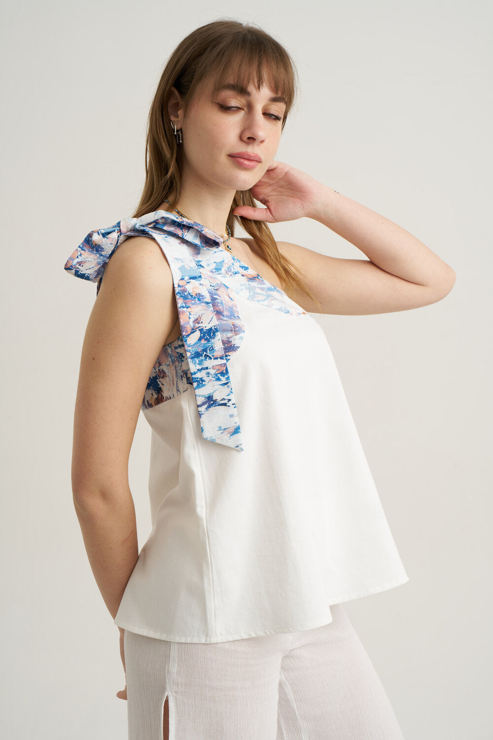 Unexpectedone-Put a Bow on It - Jean Blue-Top-4-milagron.live