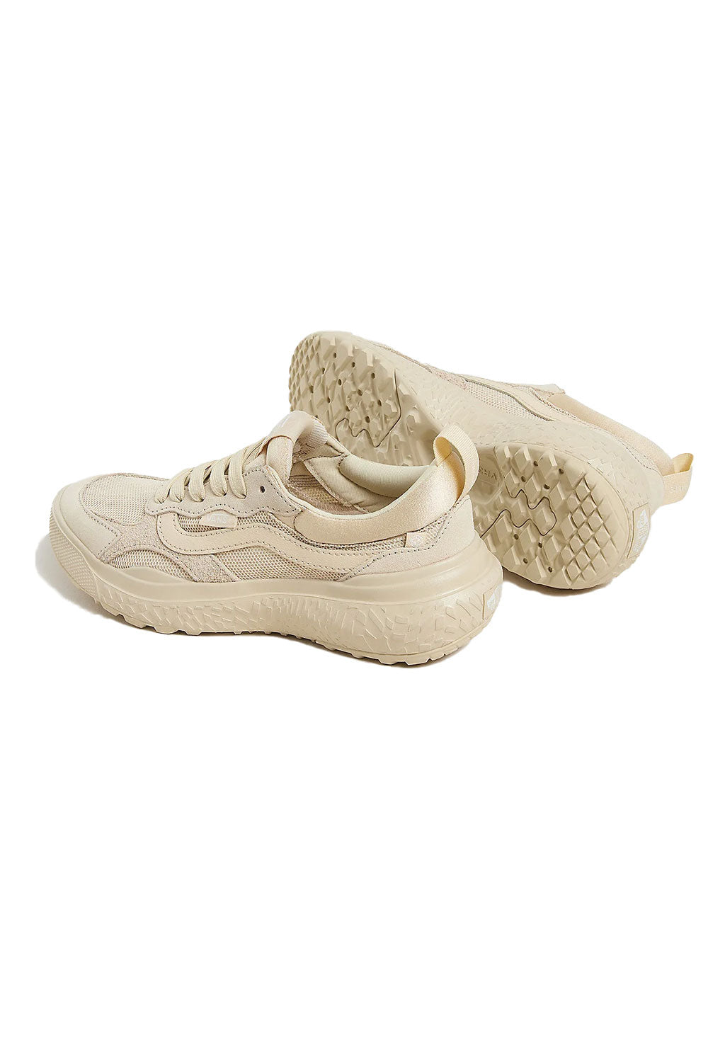 Vans-MTE UltraRange Neo VR3 Cream-Sneakers-3-milagron.live