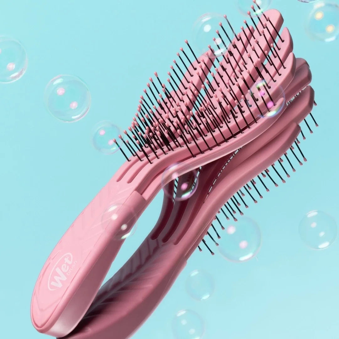 Wet Brush Go Green Kıvırcık Saçlara Özel Dolaşık Açıcı Saç Fırçası Pembe