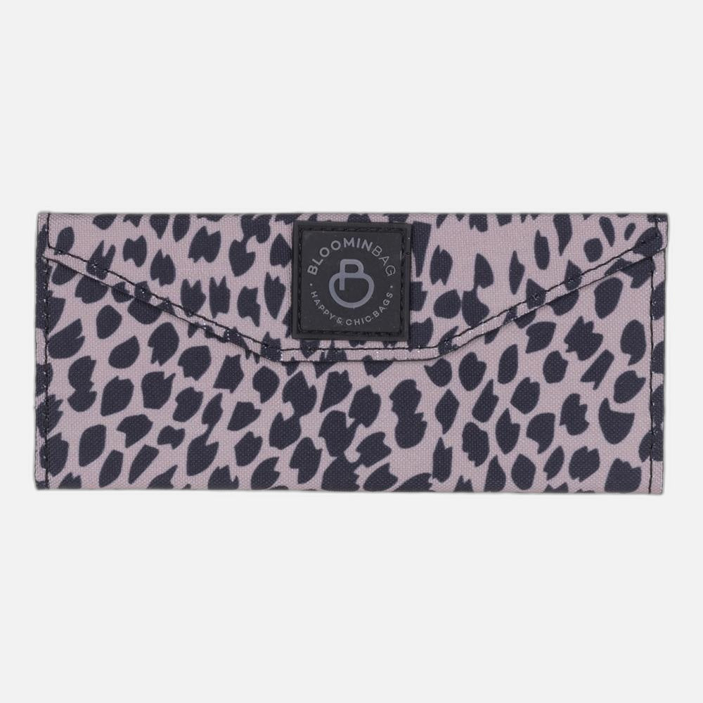 Bloominbag-Leopard Cita Noir Glasses Case-4-milagron.live