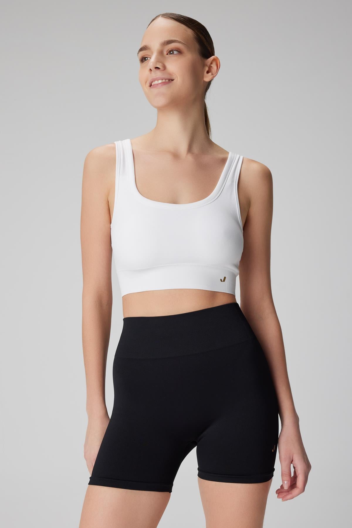 Lucia Bralet - Beyaz - 0