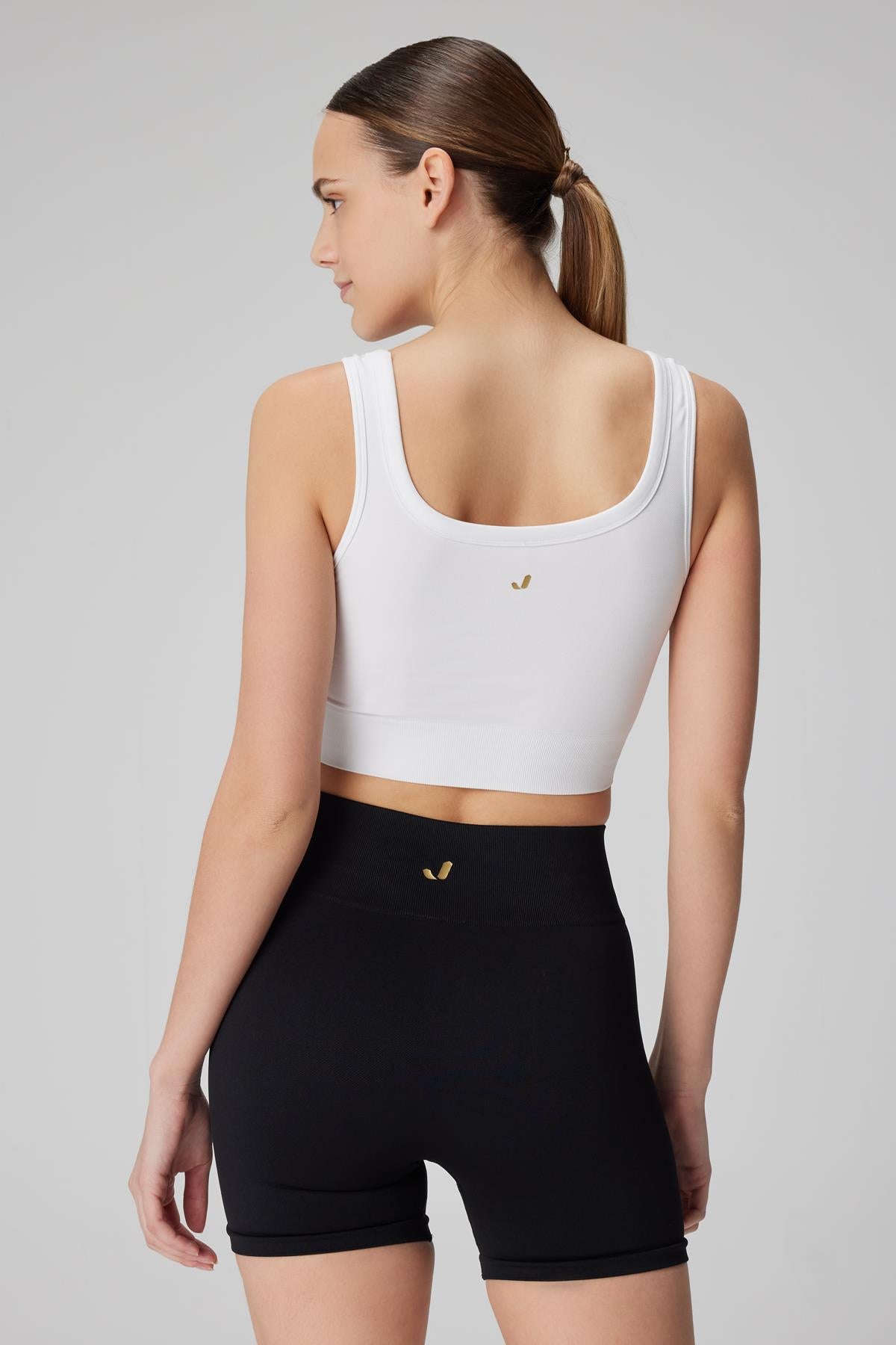 Lucia Bralet - Beyaz - 3