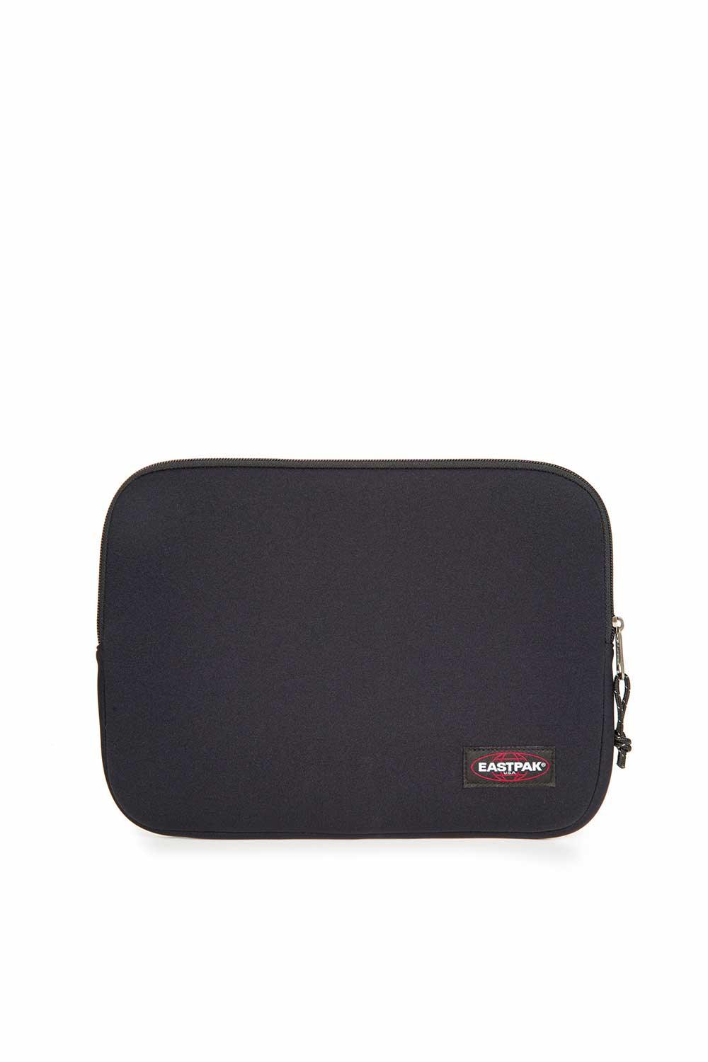 Eastpak-Blanket S Black-Clutch-1-milagron.live