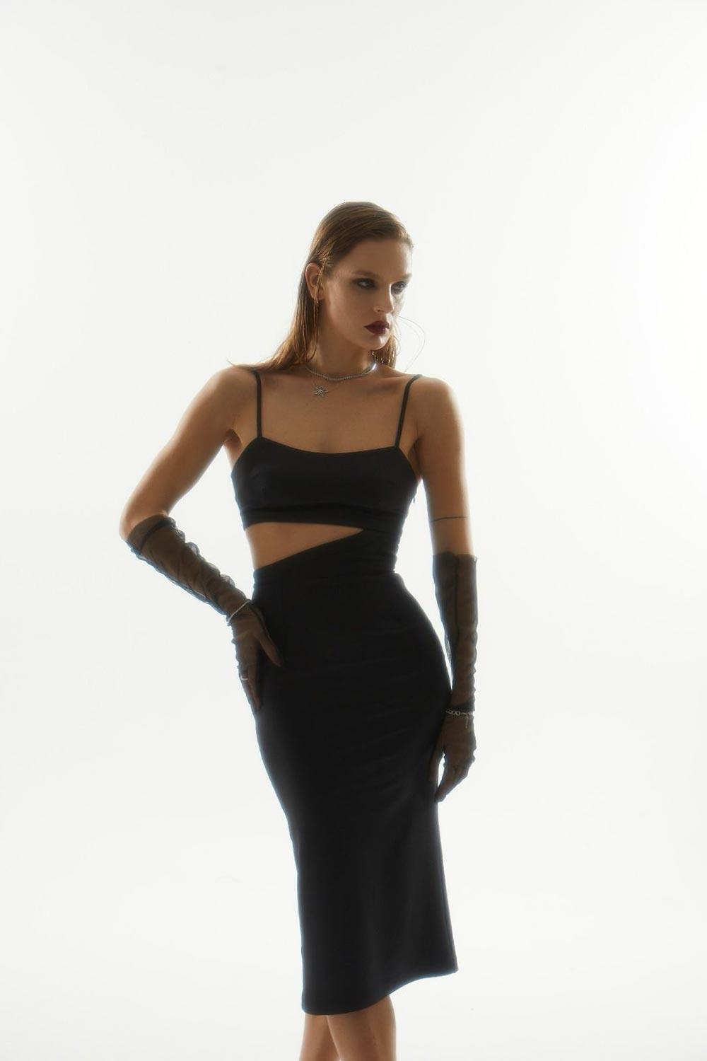 Iquoniq-Black Swan Dress-Elbise-4-milagron.live